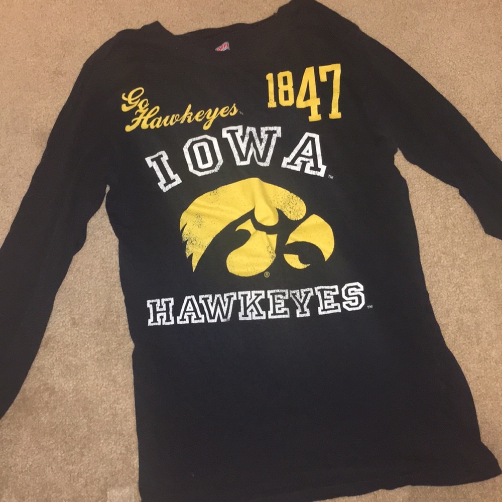 Iowa Hawkeyes tailgate tee